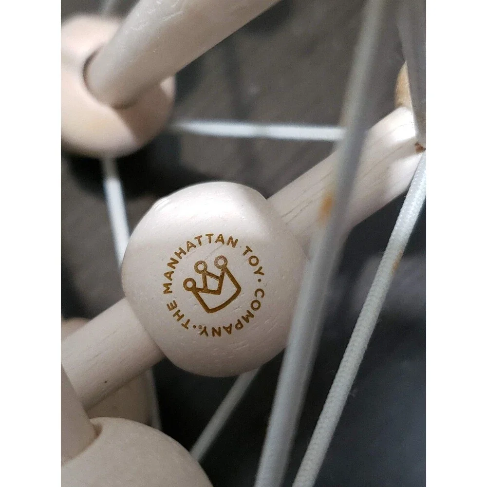 Baby Skwish Development Manhattan Toy 1988 Wooden Toy